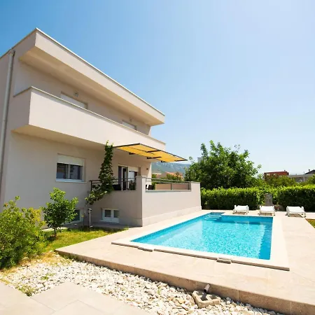 Stella By Interhome